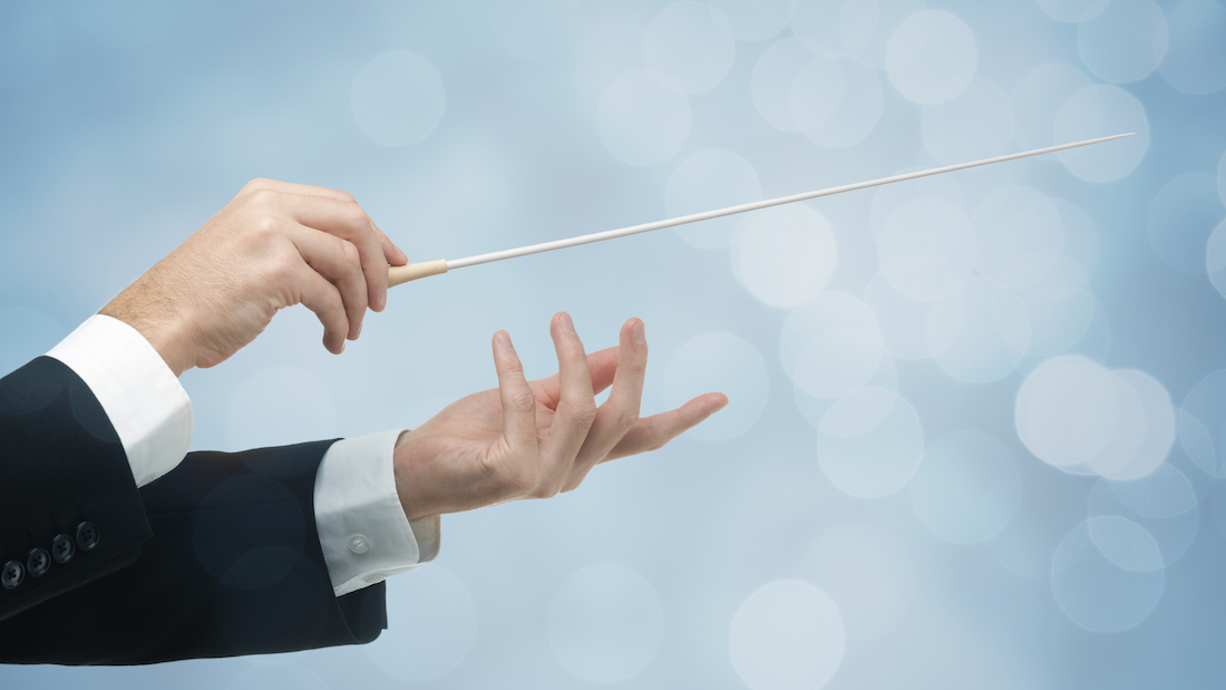 乐队指挥只是挥挥指挥棒那么简单吗?